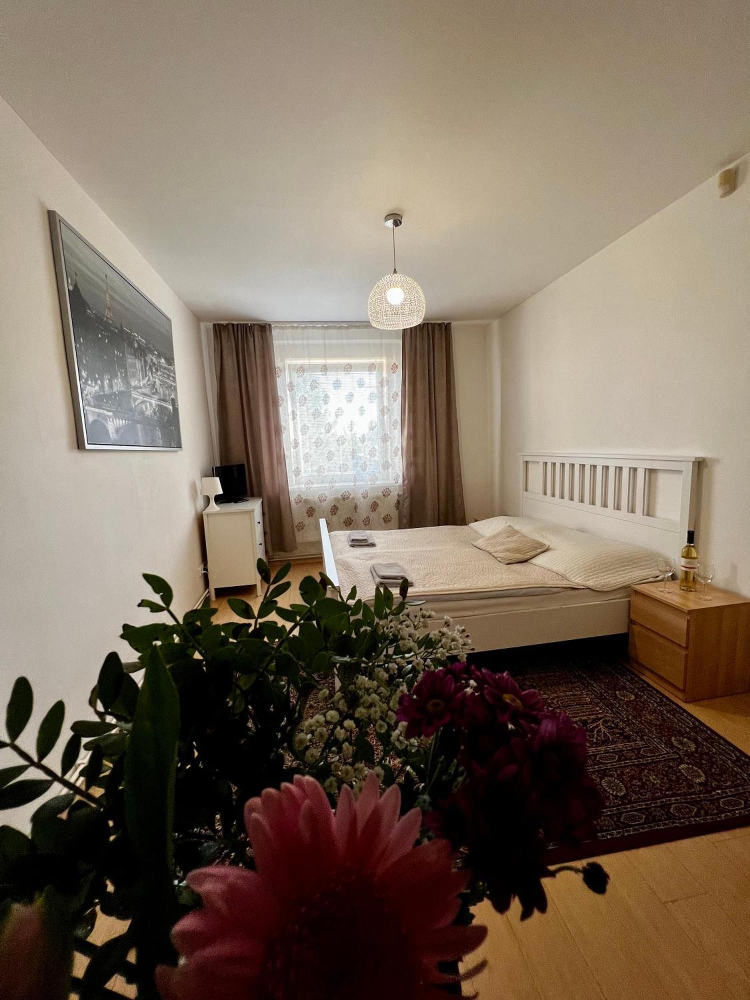 Penzion Sofi Прага Экстерьер фото